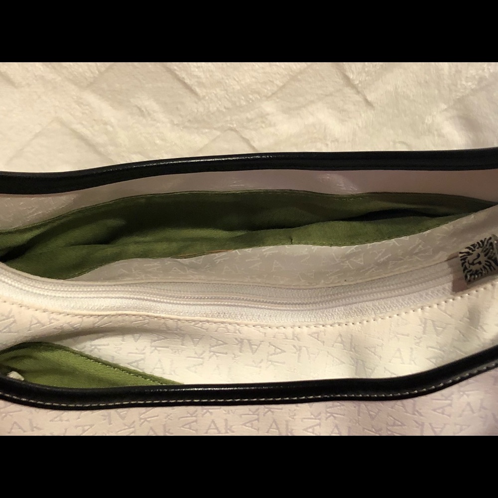 Anne Klein Handbag - Picture 7 of 8